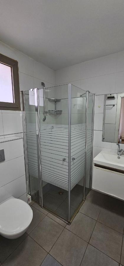 Top-Luxury Exclusive Аpt With Jacuzzi In Front Of The Sea Eilat Buitenkant foto