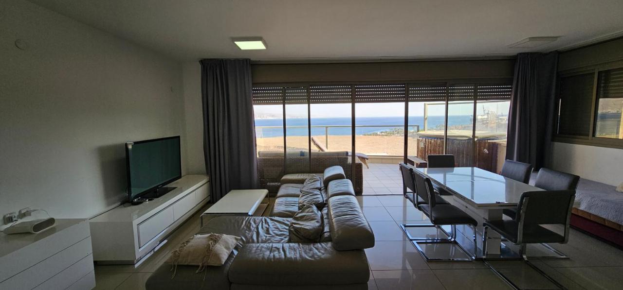 Top-Luxury Exclusive Аpt With Jacuzzi In Front Of The Sea Eilat Buitenkant foto