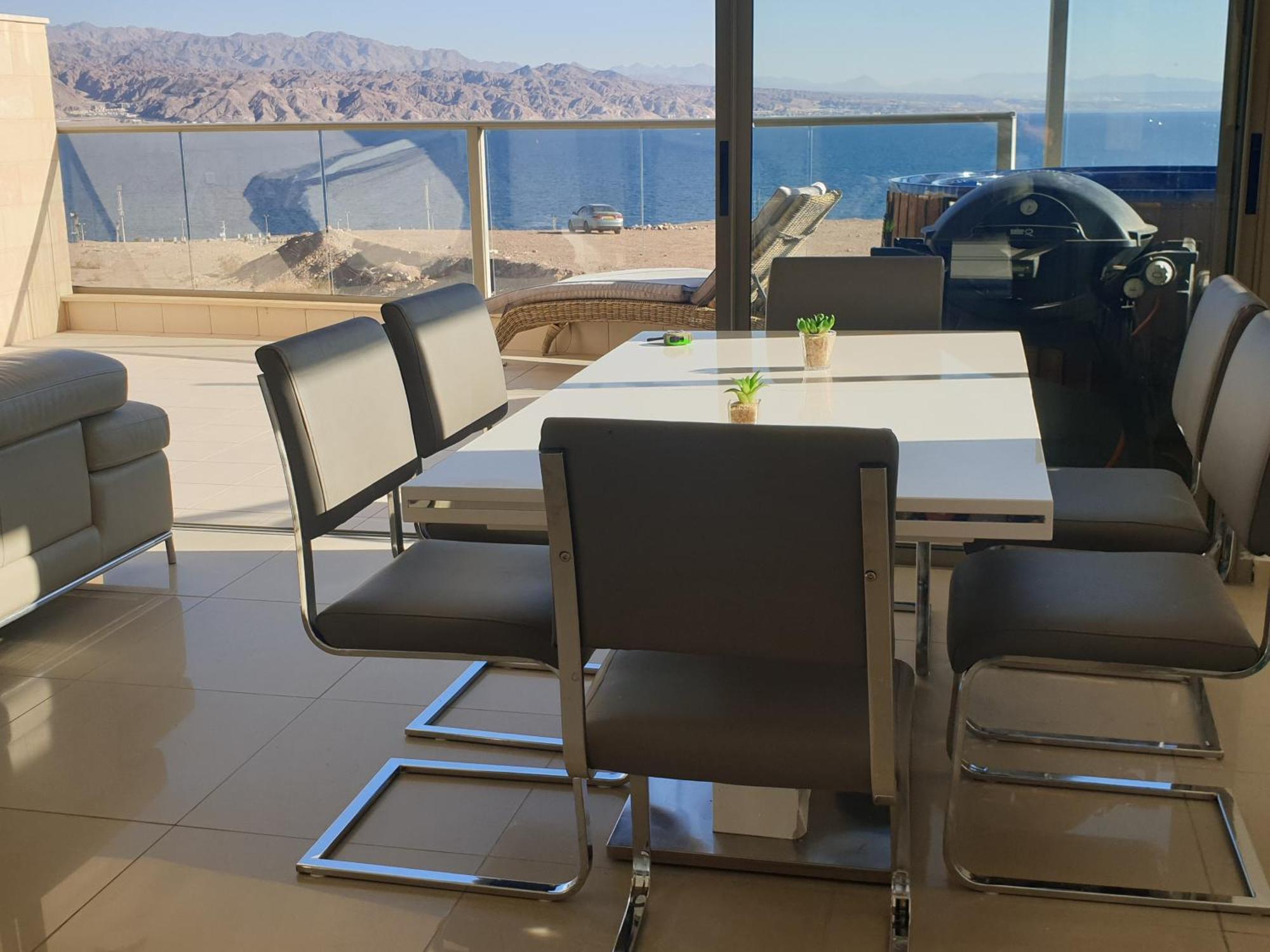 Top-Luxury Exclusive Аpt With Jacuzzi In Front Of The Sea Eilat Buitenkant foto